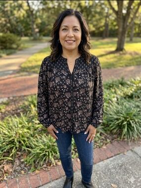 🔥 NWT Lucky Brand Floral Buttoned Long Sleeve Black Blouse Medium